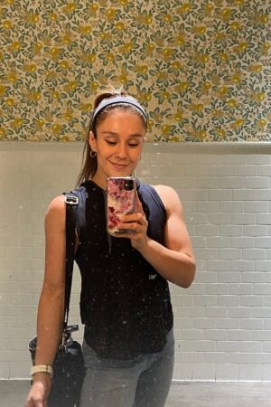 Alexa Grasso selfie