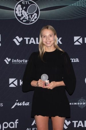 Anett Kontaveit hot