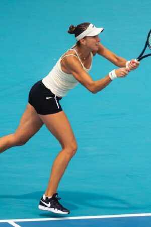 Belinda Bencic hot tennis babe