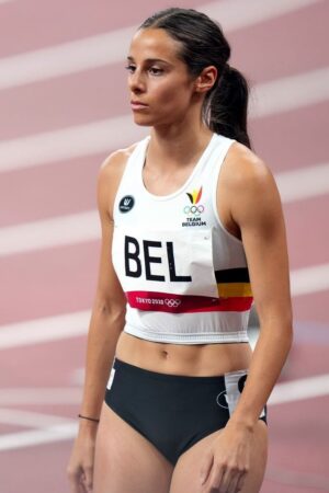 Camille Laus sprints