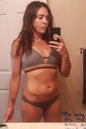 Cat Zingano hot selfie