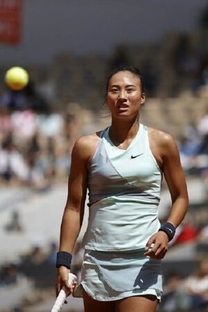 Chinese tennis babe Qinwen Zheng