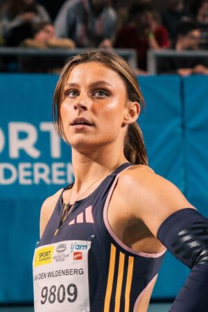 Demi van den Wildenberg athletics babe