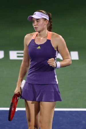 Elena Rybakina tennis player