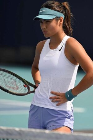 Emma Raducanu tennis hot
