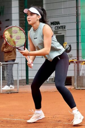 Eva Lys tennis babe