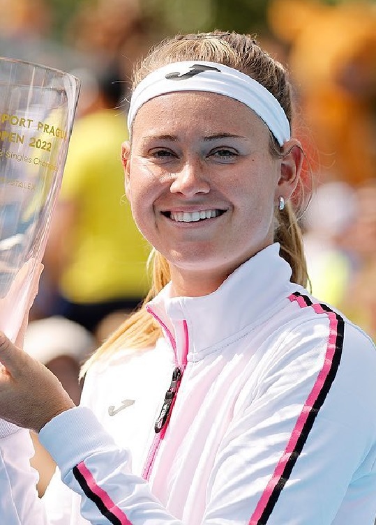 Czech tennis babe Marie Bouzkova Femi Sports