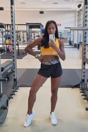 Patricia Mamona fitness selfie