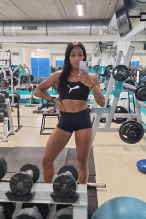 Patricia Mamona gym selfie