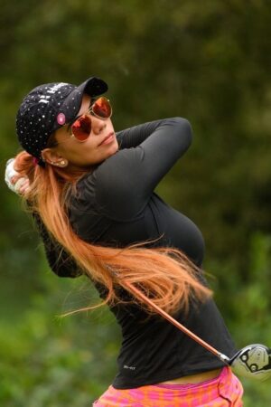 Sharmila Nicollet hot golf babe