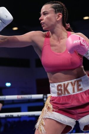 Skye Nicolson boxing girl