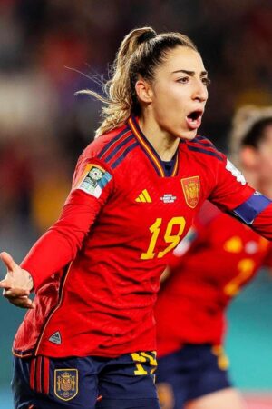 Spanish soccer babe Olga Carmona