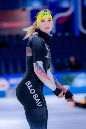 Victoria Stirnemann hot speed skating babe