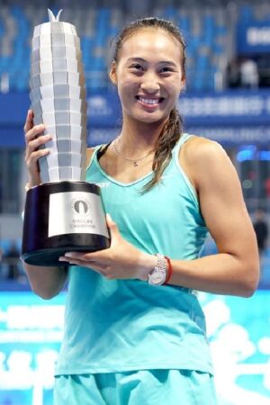 Zheng Qinwen tennis champion