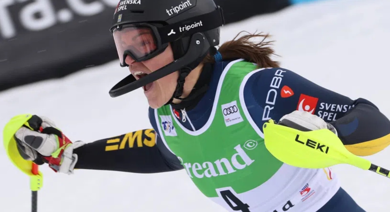 Anna Swenn-Larsson skiing