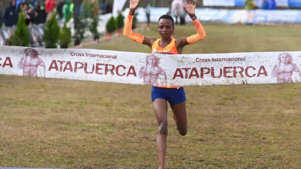 Beatrice Chebet wis Cross Internacional de Atapuerca