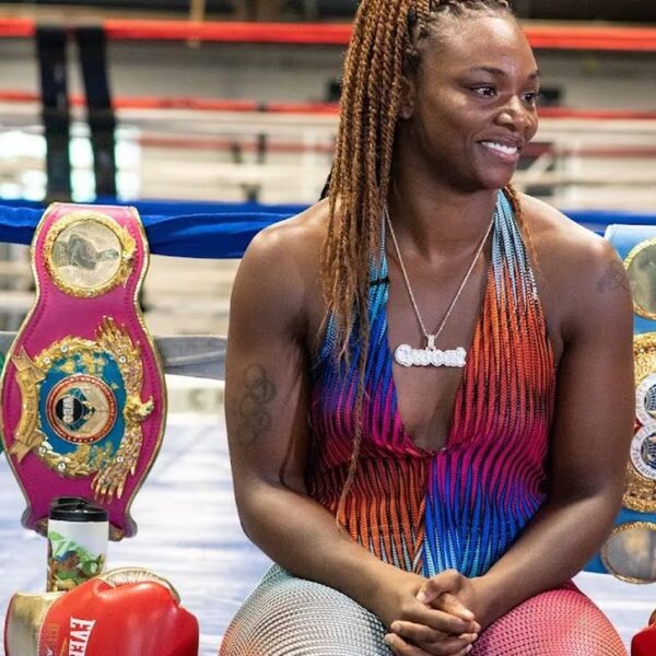 Claressa Shields boxing