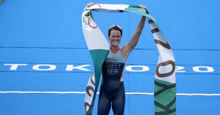 Flora Duffy win triathlon Tokyo