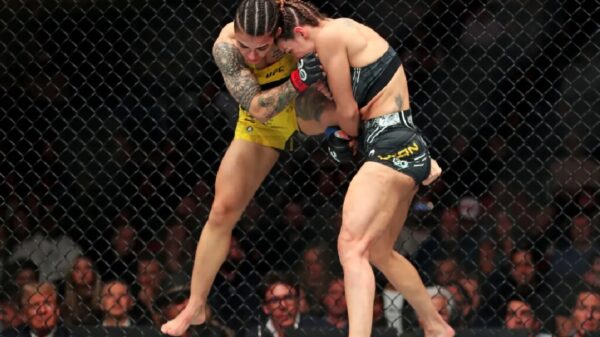 Jessica Andrade knocked out Mackenzie Dern