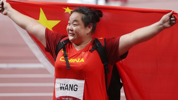 Wang Zheng hammer throw
