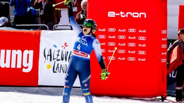 Women alpine skiing